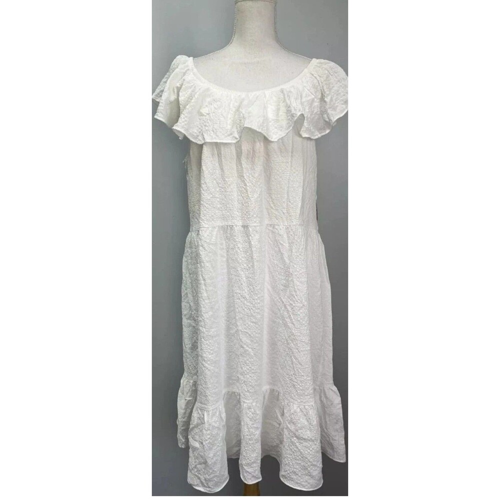 52seven Maxi Dress Womens Size 1x White  Ruffle Off the Shoulder Tier Feminine